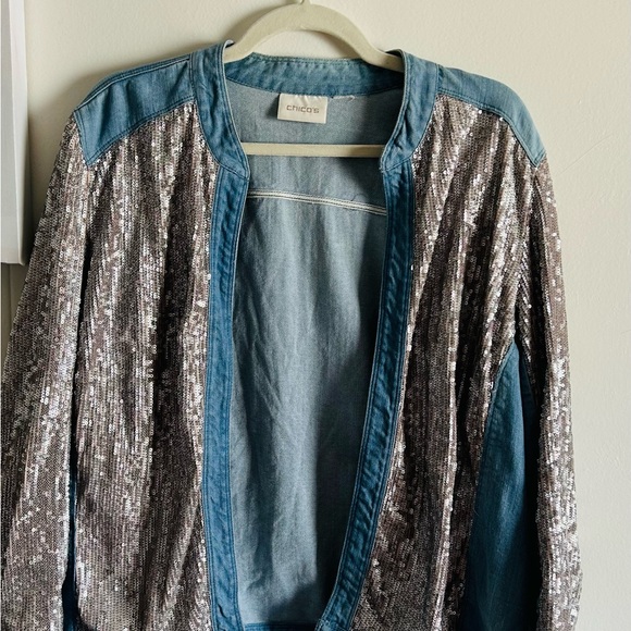 CHICOS YACHT ROCK  DENIM SEQUINED JACKET 🔥👖 - Picture 3 of 7
